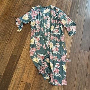 Green floral kimono size medium